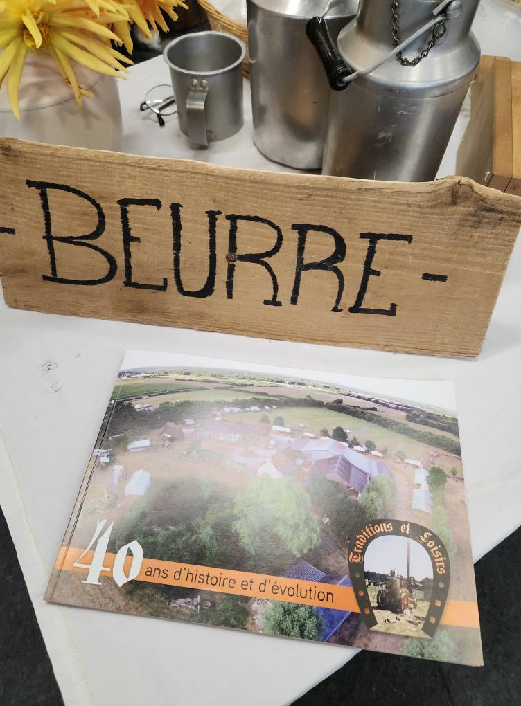 Foire aux pommes de Mouliherne 2025 - La fabrication du beurre